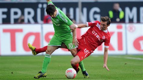 Bundesliga Samstag Wolfsburg lässt Aufsteiger Düsseldorf keine Chance