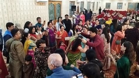 Mainzraat Kashmiri Song Dance With Bachkot Kashmiri Pandit