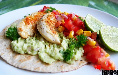 Chicken Tortilla Wrap Easy And Delicious Passionspoon Recipes