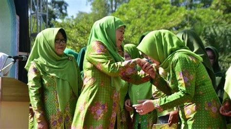 150 Ribu Warga Nahdliyin Dan Muslimat NU Padati GBK Khofifah Mohon