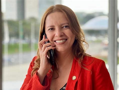 Jana Na Farias Assume Mandato De Senadora No Dia De Abril