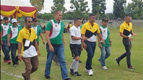 Turnamen F Rozi Cup Bergulir Di Stadion PIM Aceh Utara Berhadiah Total