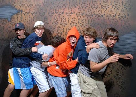 Scared Bros At A Haunted House Funny Pictures Can T Stop Laughing