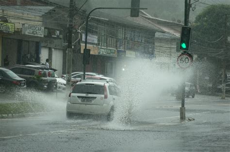 Chuva Na Regi O Serrana Do Rio Pode Ter Mesmo Volume Que Causou