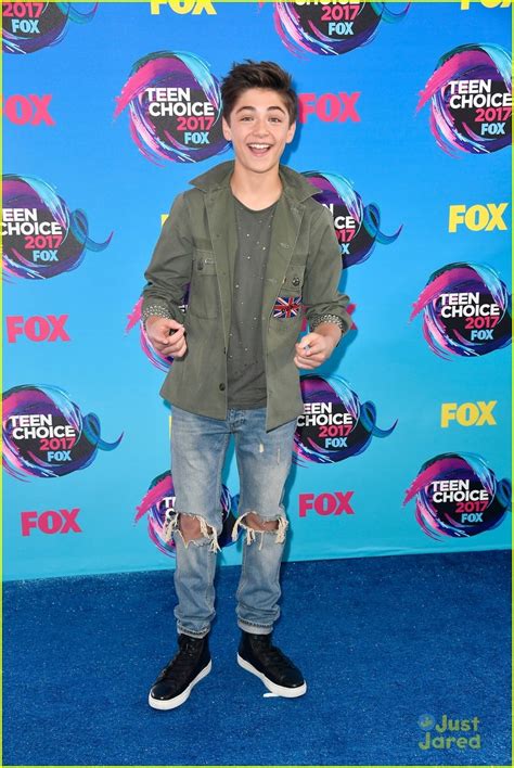 Full Sized Photo Of Asher Angel Forever In Your Mind Teen Choice Awards