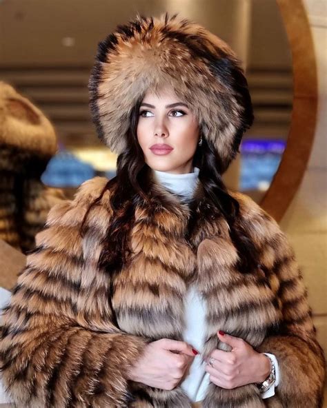 Women In Fur Mostly Fur Girls Fur Coat Fur Coat Fashion