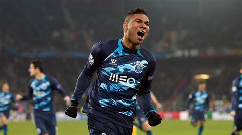 Casemiro Va A Por Todas Uefa Champions League Uefa