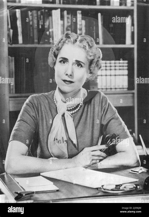 Mrs Clare Boothe Luce Black And White Stock Photos And Images Alamy