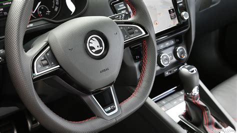 Skoda Octavia vRS 230 | 2016MY | Interior, Steering Wheel