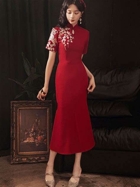 Burgundy Embroidered Qipao Cheongsam Wedding Dress With Ruffle Hem