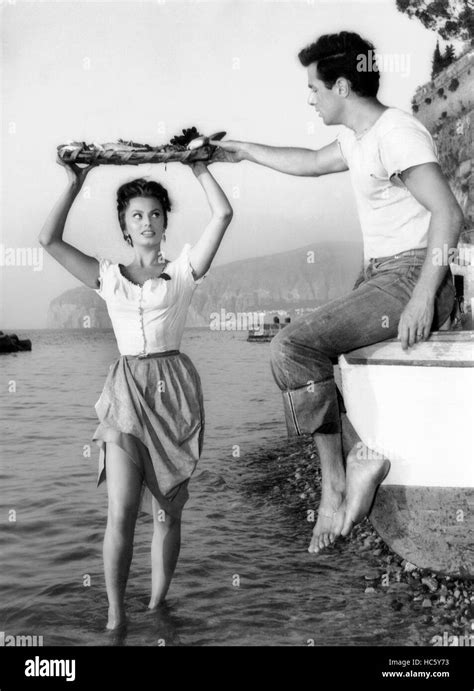 Esc Ndalo En Sorrento Aka Pane Amore E Desde La Izquierda