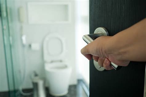 7 Ways To Open A Locked Bathroom Door