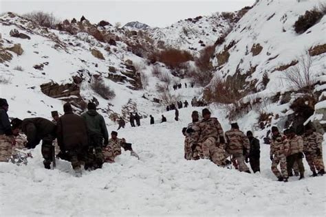 Avalanche In Siachen Glacier Kills 2 Soldiers Rescue Team Reached