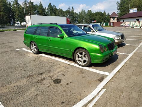 Mercedes Benz E Class W