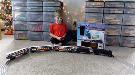 Setting Up Operating The Lionel Polar Express Rc Train Youtube