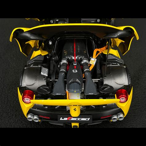 Ferrari LaFerrari 2013 Modena Yellow 1/18 BBR 182220