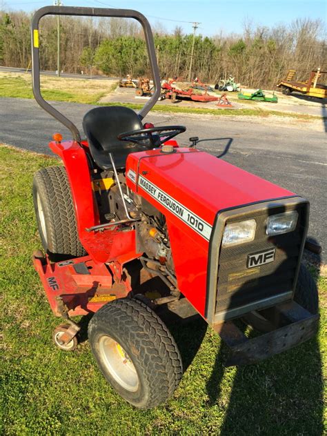 Massey Ferguson 1010 Kiel Equipment