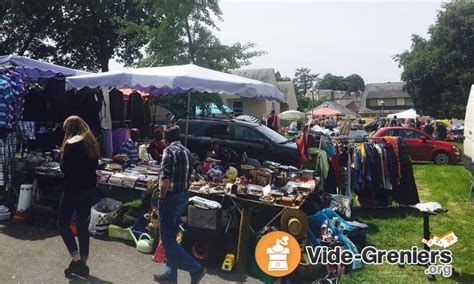 Photo de l événement Braderie des écoles publiques de Guichen