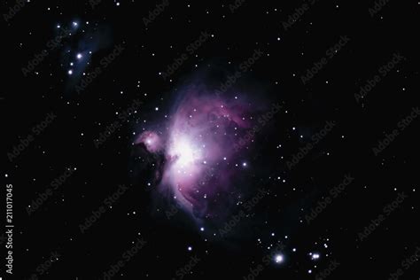 M The Orion Nebula Is The Middle Star In Orion S Sword And Is