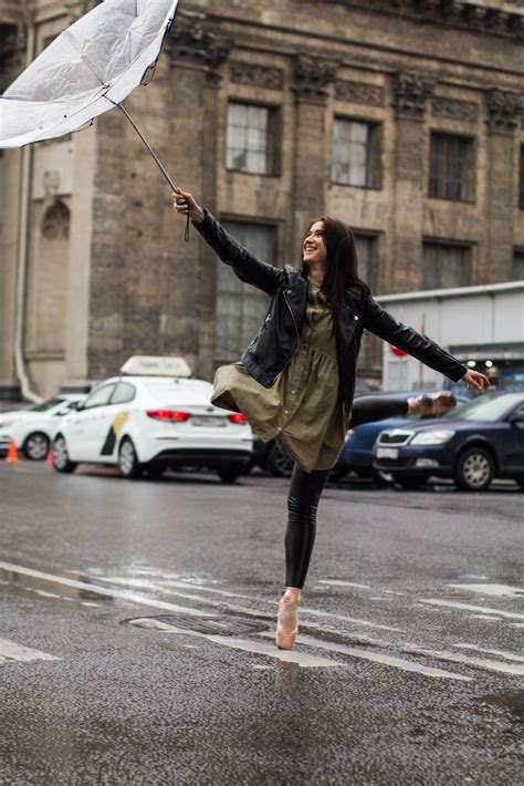 Танец под дождем