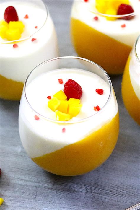 Easy Mango Panna Cotta