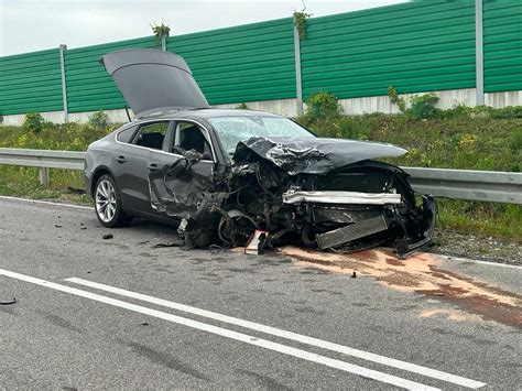 Tragiczny Wypadek W Lubicach Audi I Lexus Roztrzaskane Latka