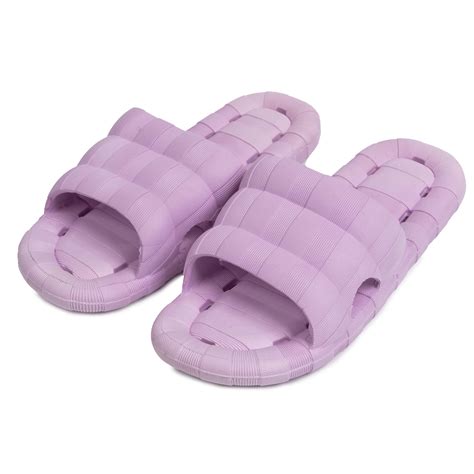 New Design Comfortable Massage Platform Eva Foam Bathroom Slippers Non