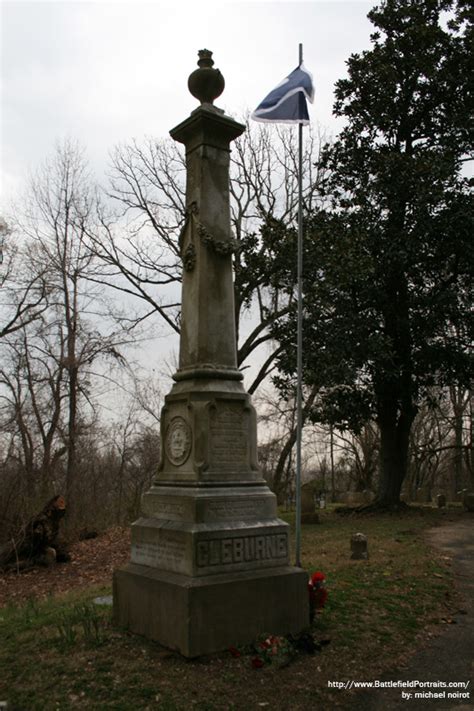 Grave of CSA General Patrick Cleburne - Helena - TracesOfWar.com