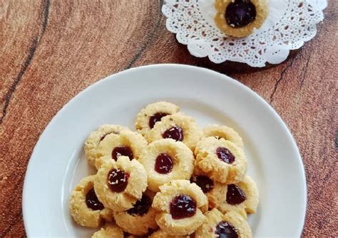 Resep Thumbprint Cookies Oleh Kasmira Cookpad