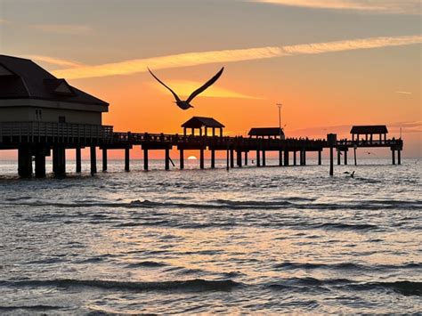 Clearwater beach sunset : r/beach