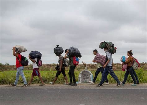 El Bicentenario Y La Migración Mirando El Pasado Para Construir Otro