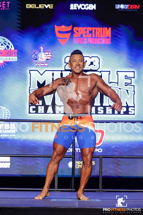 Mens Physique Prejudging Pro Fitness Photos