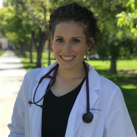 Chloe Bayless Physician Assistant Community Hospital Of Anaconda