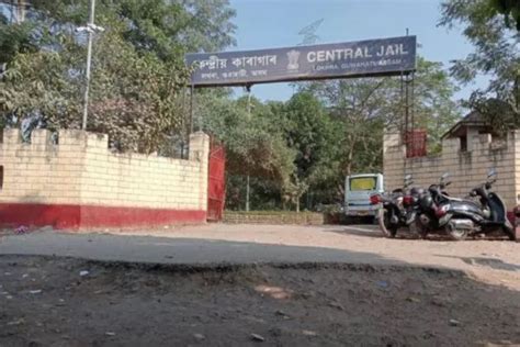 Human Rights Monitor Visits Guwahati Central Jail To Take Stock Of