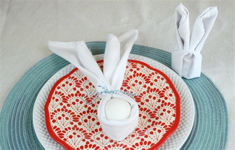 A Bunny Napkin Fold for Easter - Creative Ramblings