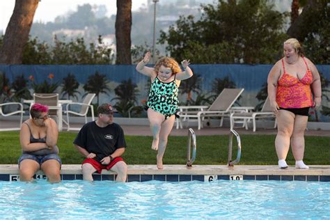 Wanna See The Cast Of Here Comes Honey Boo Boo In Swimsuits Here You Go