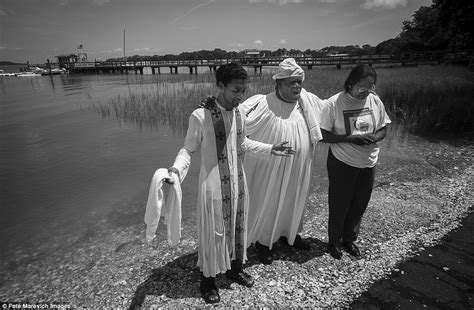 Forgotten People Of The Sea Islands Poignant Photos Of Gullah Geechee