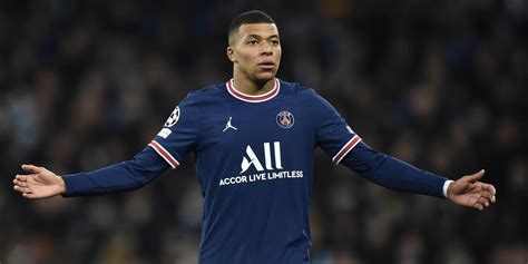 Mbappé parole di addio al Psg Giocherò in un grande club