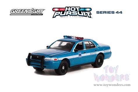 Greenlight Hot Pursuit Series Ford Crown Victoria Police