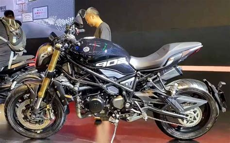 BENELLI 902S 2024 DEBUT DI CHINA 105HP 80NM Mekanika