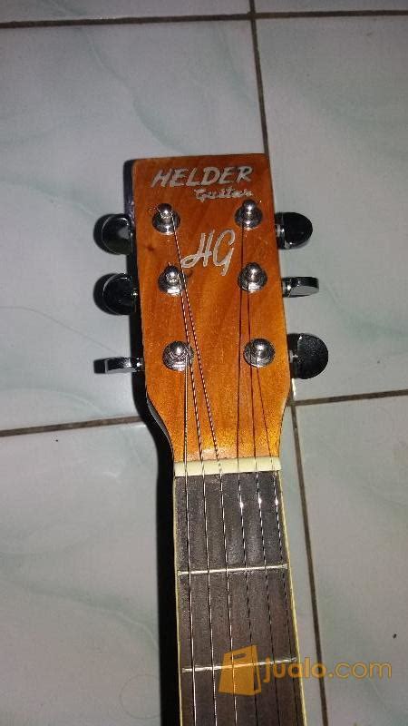 Raja Guitar Gitar Buatan Indonesia