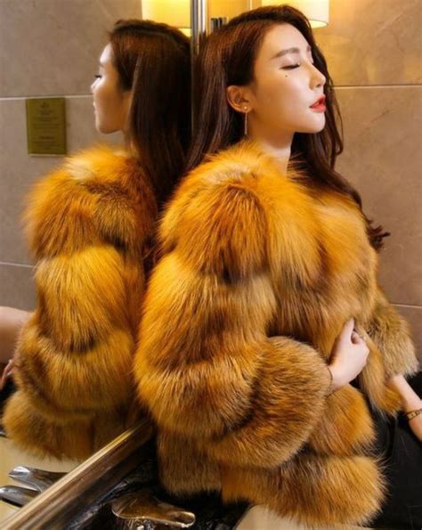 Pin By Jack Daszkiewicz On Fur Feshion Fur Coats Women Fox Fur Fur