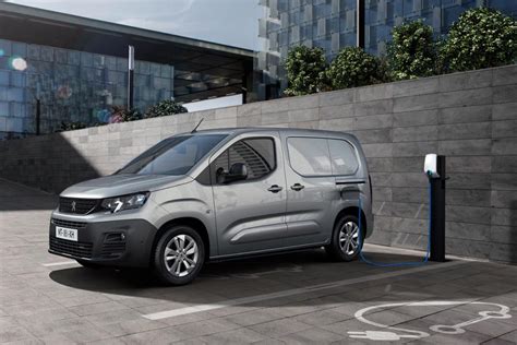 Peugeot e Partner le nouvel utilitaire électrique en détail evearly