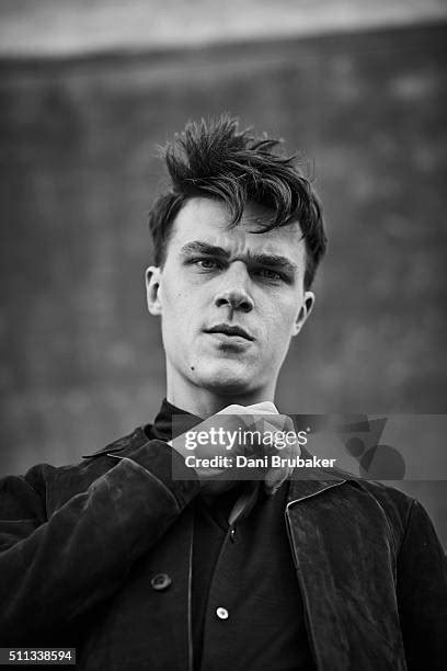 Finn Wittrock Flaunt Magazine December Photos And Premium High Res