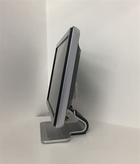 Refurbished HP w1907v LCD Monitor