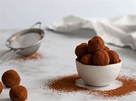 Truffes Classiques Au Chocolat Noir Sans Oeufs Et Sans Sucre Recette