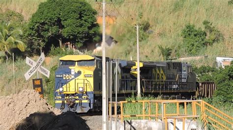 Locomotiva Reformada Em Alta Velocidade Trem De Ferro Gusa E Carga