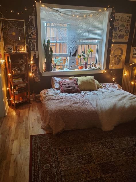My brand new lil studio is feeling like home! : r/CozyPlaces