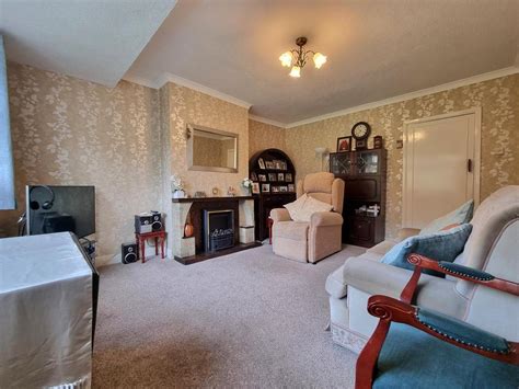 Hobs Moat Road Solihull Bed Semi Detached Bungalow For Sale