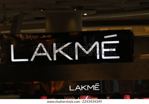 52 Lakme Products Stock Photos Images And Photography Shutterstock
